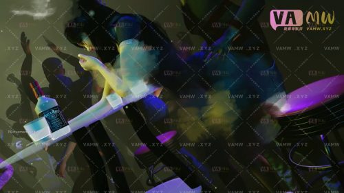 [大片] 被灌醉后亲眼看着女朋友在酒吧和黑男 20'14/[Blockbuster] After getting drunk, I watched my girlfriend having sex with a black guy in a bar 20'14-VAM资源站